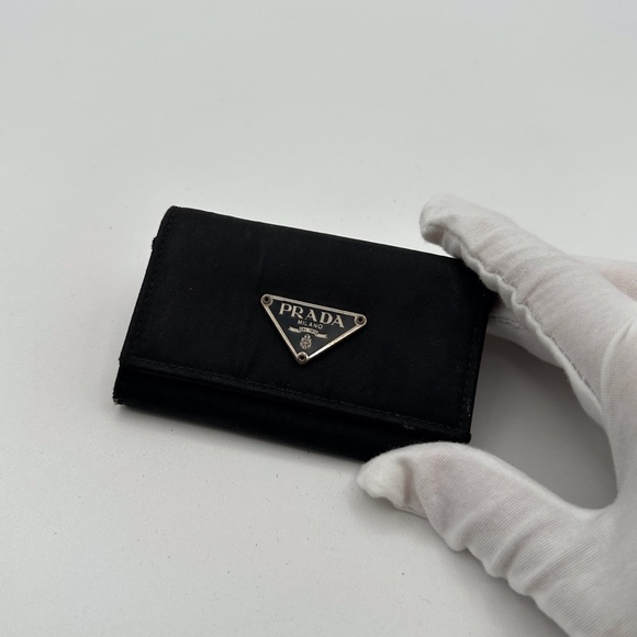 Prada nylon key and card holder - Picture 2 of 9